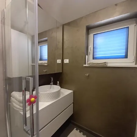 Apartamento Marija By The Malinska