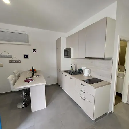 Appartement Marija By The Malinska